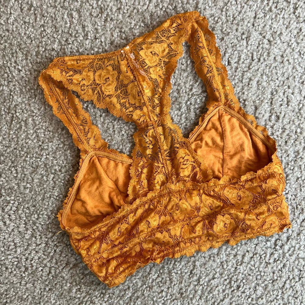 Lace Racerback Bralette - Picture 3 of 6